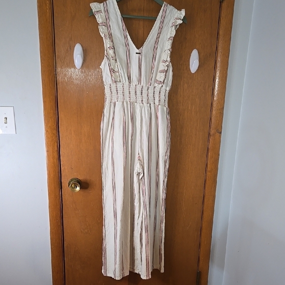 Billabong Brand, Striped Sleeveless jump suit size L. - Picture 5 of 5